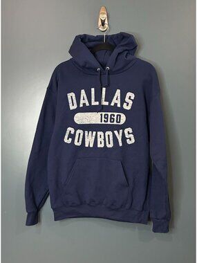 NWT Men's Medium Champion Dallas Cowboys Hoodie, Throwback 1960 logo - $60 MSRP